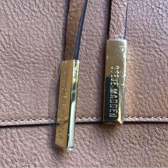 Steve Madden Large Tan Cognac Tote Bag with Medium Inner Bag, NWOT, 17” x 12” - Picture 2 of 15